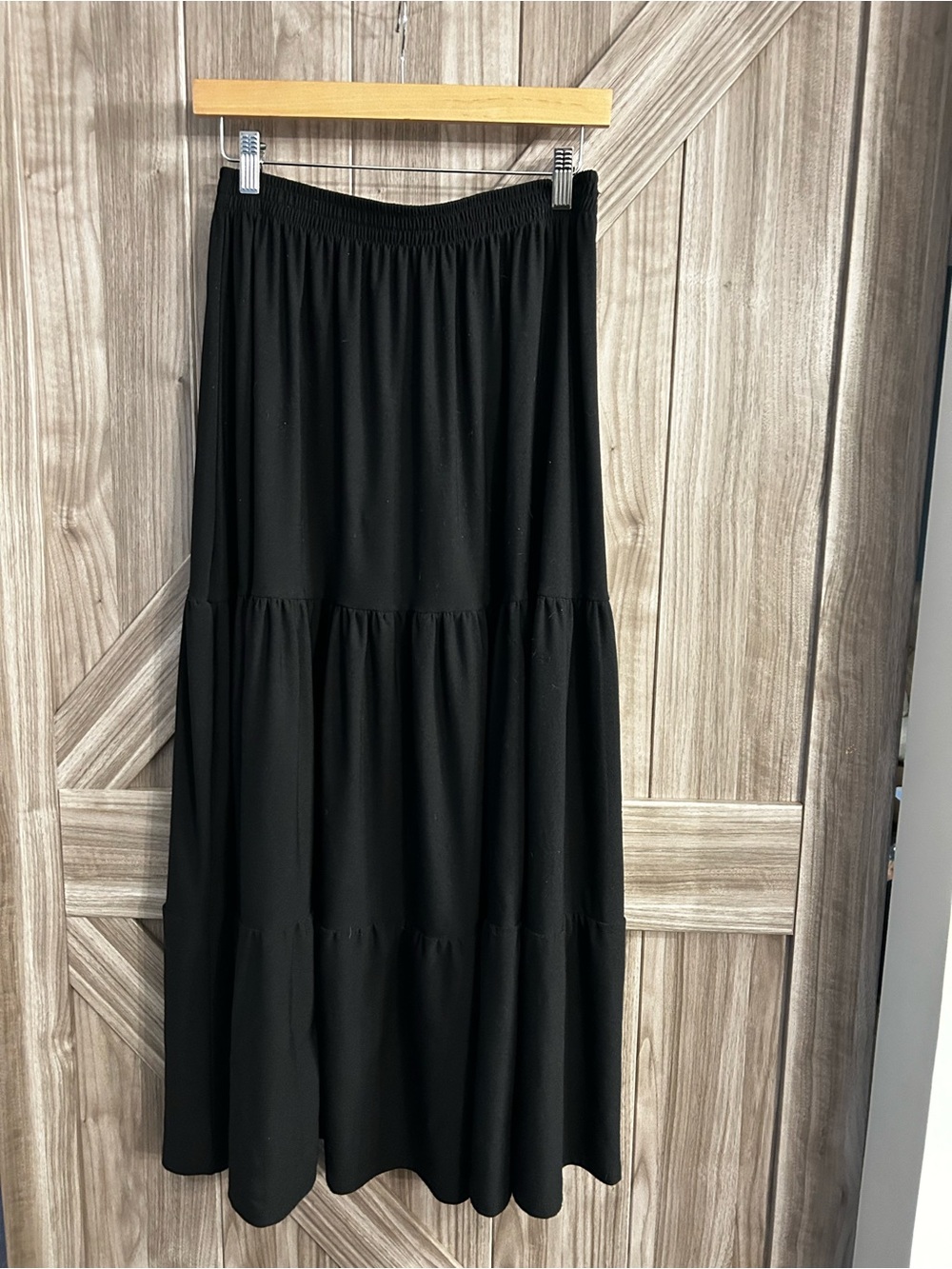 Ardene Black Flowy BohoTiered Maxi Skirt – Size Medium (Fits Small/Medium)
